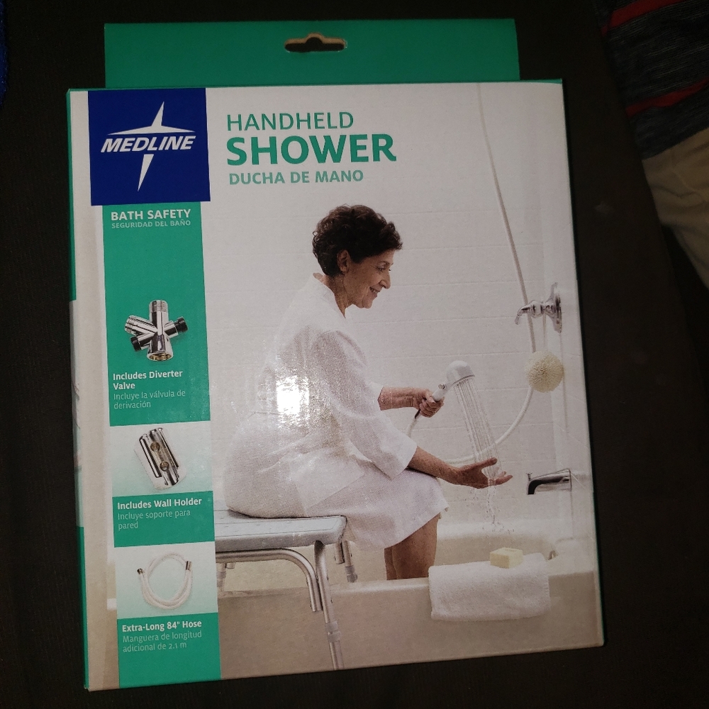 Handheld shower